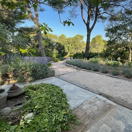 Holiday home Lou Pantai, House, 5 Bedrooms 8 Persons, Pool, Large Garden, 4km From Aix En Provence *