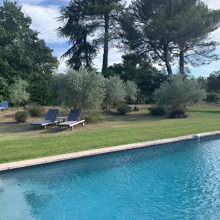 Lou Pantai, House, 5 Bedrooms 8 Persons, Pool, Large Garden, 4km From Aix En Provence *